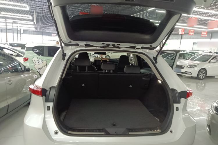 Used Toyota Harrier 2022 2.0L CVT Two-Wheel Drive Entry Version Trunk