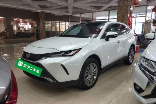 Used Toyota Harrier 2022 2.0L CVT Two-Wheel Drive Deluxe Edition