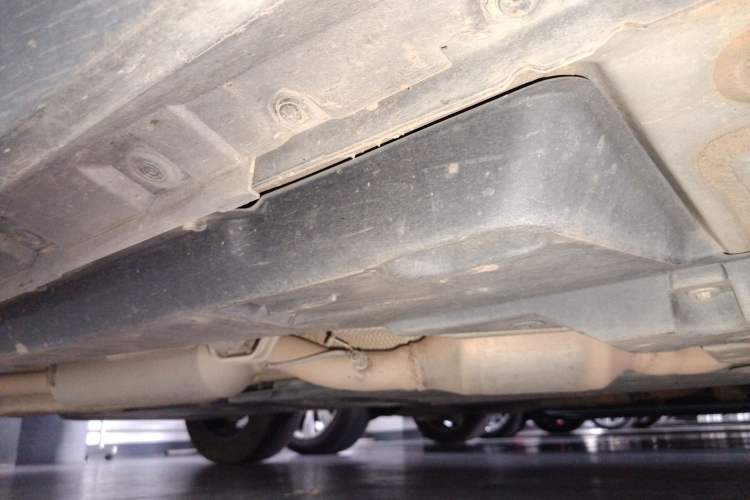 Used Toyota Harrier 2023 Dual-Engine 2.5L CVT Two-Wheel Drive Luxury Edition Chassis Front Right