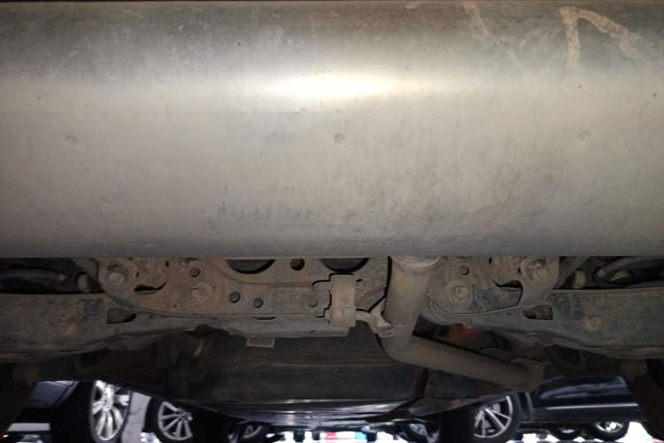 Used Toyota Harrier 2023 Dual-Engine 2.5L CVT Two-Wheel Drive Luxury Edition Chassis Rear