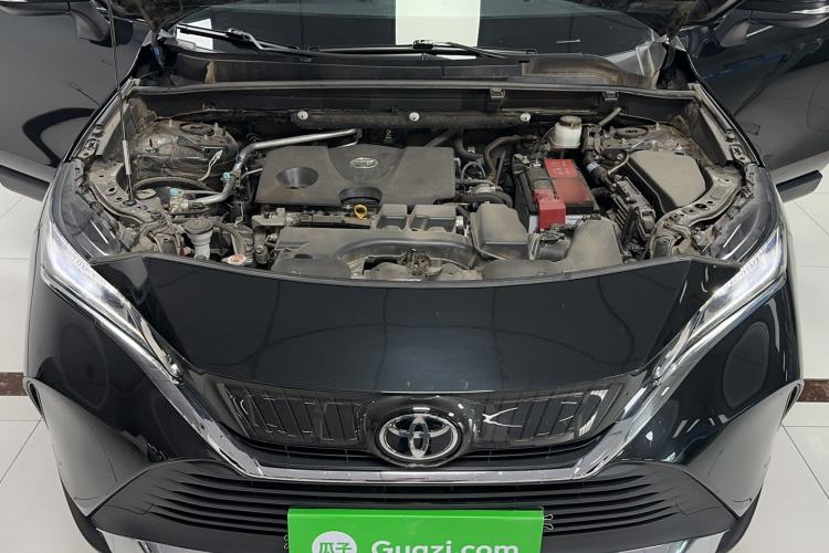 Used Toyota Harrier 2023 2.0L CVT Two-Wheel Drive Entry Version Engine Bay