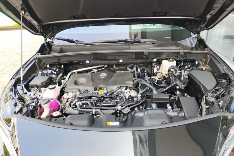 Used Toyota Harrier 2023 Dual-Engine 2.5L CVT Two-Wheel Drive Luxury Edition Engine Bay