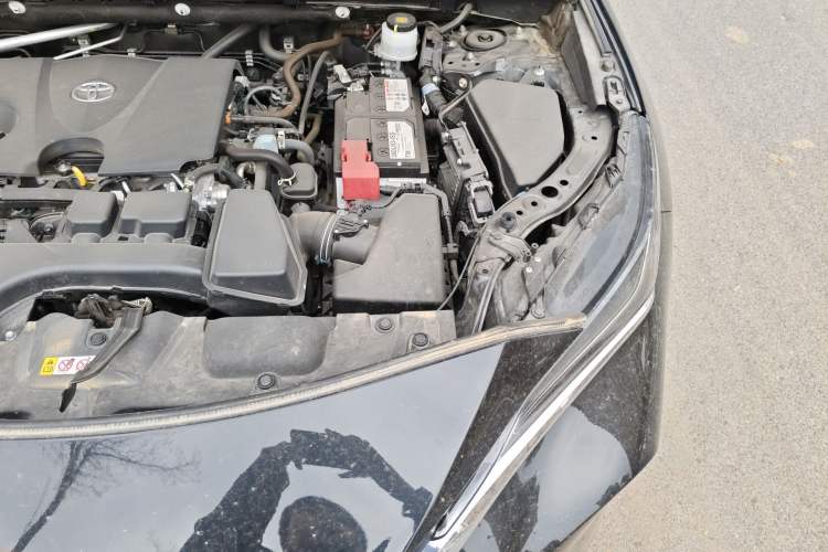 Used Toyota Harrier 2023 2.0L CVT Two-Wheel Drive Luxury Edition Engine Bay Left