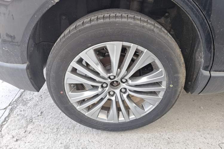 Used Toyota Harrier 2023 Dual-Motor 2.5L CVT 4x4 Deluxe Edition Exterior 5