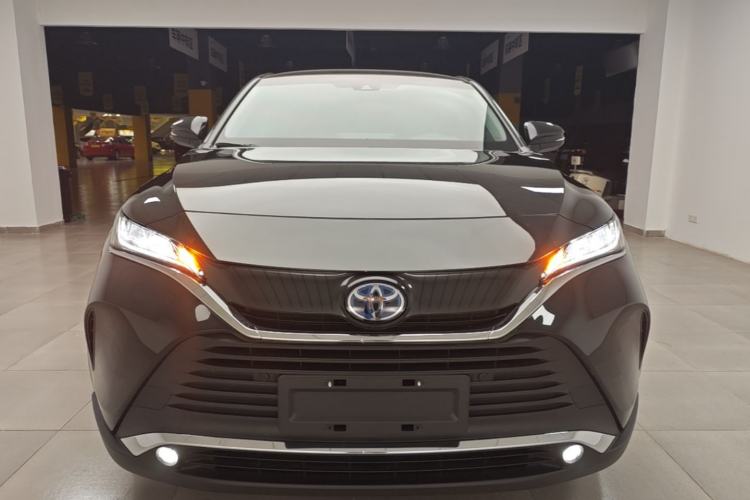 Used Toyota Harrier 2023 Dual-Engine 2.5L CVT Two-Wheel Drive Luxury Edition Front