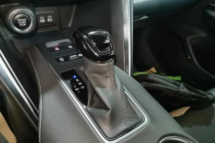 Used Toyota Harrier 2023 2.0L CVT Two-Wheel Drive Entry Version Gear Lever