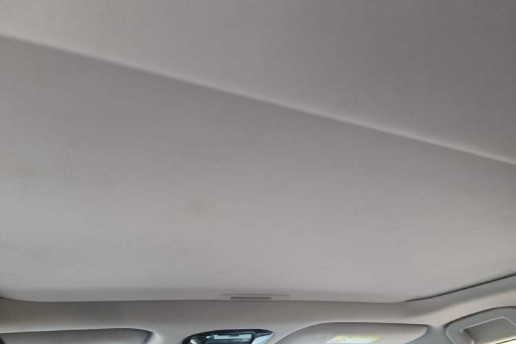 Used Toyota Harrier 2023 2.0L CVT Two-Wheel Drive Entry Version Headliner
