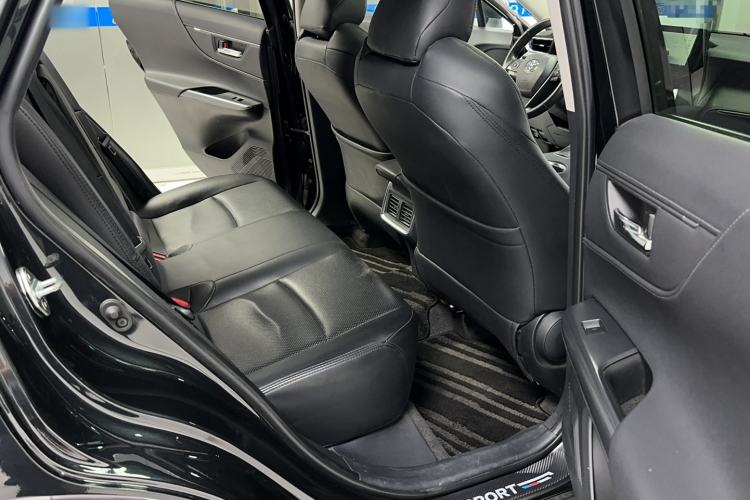 Used Toyota Harrier 2023 2.0L CVT Two-Wheel Drive Entry Version Interior 1