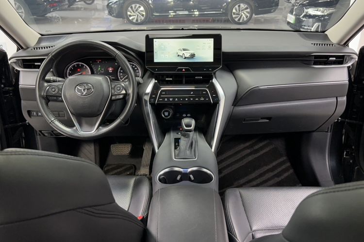 Used Toyota Harrier 2023 2.0L CVT Two-Wheel Drive Entry Version Interior 2