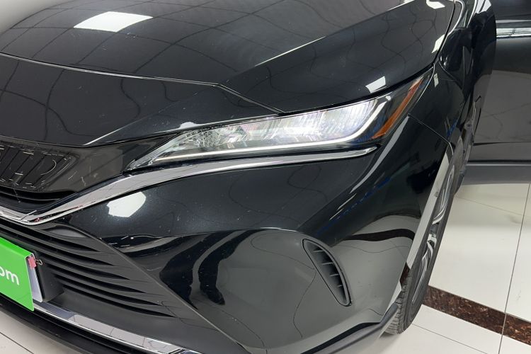 Used Toyota Harrier 2023 2.0L CVT Two-Wheel Drive Entry Version Left Front Headlight