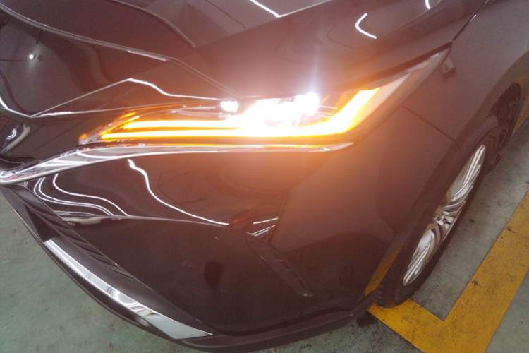 Used Toyota Harrier 2023 Dual-Motor 2.5L CVT 4x4 Deluxe Edition Left Front Headlight