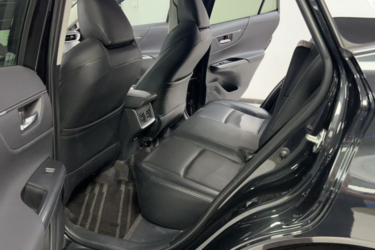 Used Toyota Harrier 2023 2.0L CVT Two-Wheel Drive Entry Version Left Rear Seat
