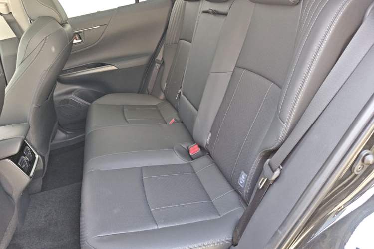 Used Toyota Harrier 2023 Dual-Motor 2.5L CVT 4x4 Deluxe Edition Left Rear Seat