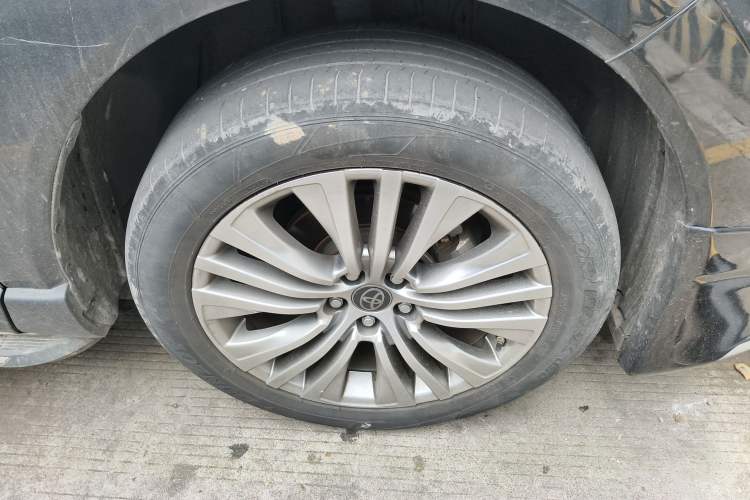 Used Toyota Harrier 2023 2.0L CVT Two-Wheel Drive Deluxe Edition Right Front Wheel Hub