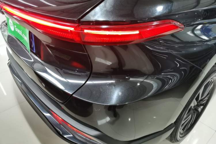 Used Toyota Harrier 2023 2.0L CVT Two-Wheel Drive Entry Version Right Rear Taillight