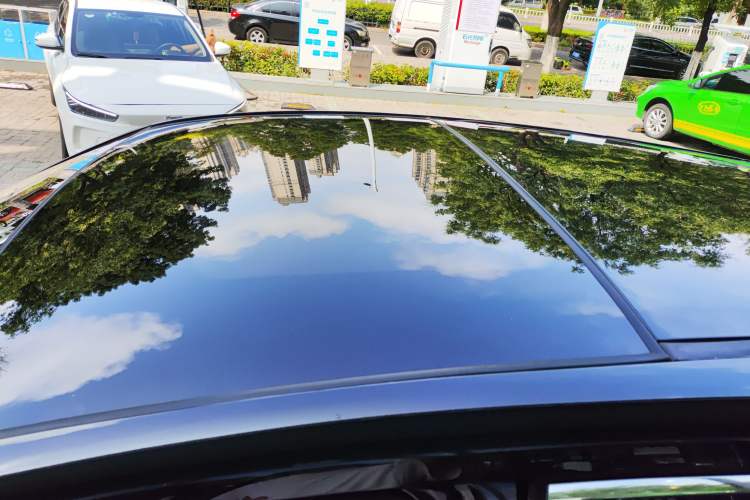 Used Toyota Harrier 2023 Dual-Engine 2.5L CVT Two-Wheel Drive Luxury Edition Roof