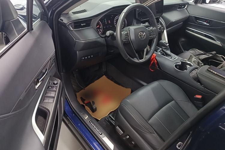 Used Toyota Harrier 2023 2.0L CVT Two-Wheel Drive Deluxe Edition Driver Seat