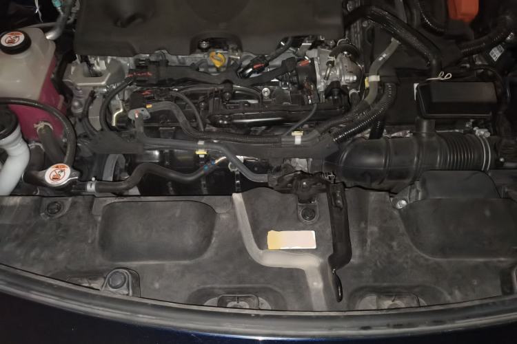 Used Toyota Harrier 2023 Dual-Engine 2.5L CVT 4x4 Flagship Edition Engine Bay