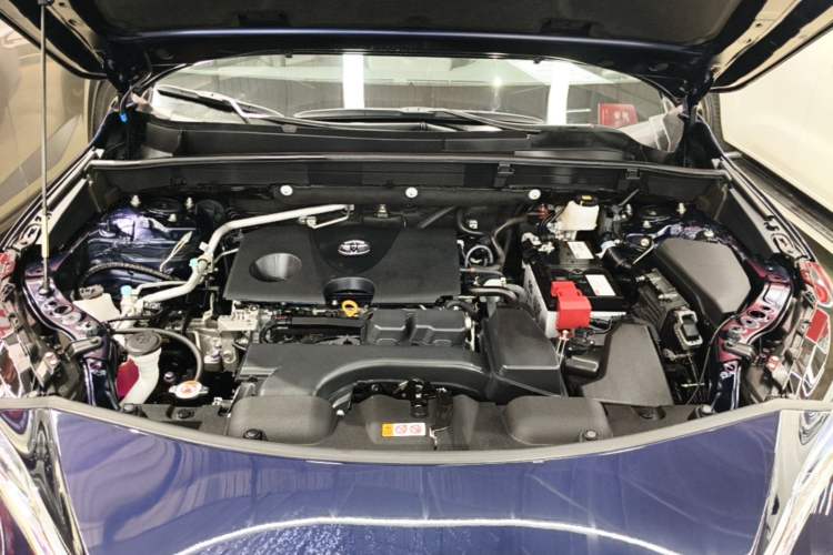 Used Toyota Harrier 2023 2.0L CVT Two-Wheel Drive Entry Version Engine Bay