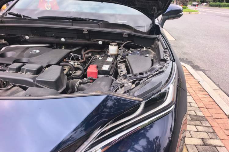Used Toyota Harrier 2023 2.0L CVT Two-Wheel Drive Deluxe Edition Engine Bay Left