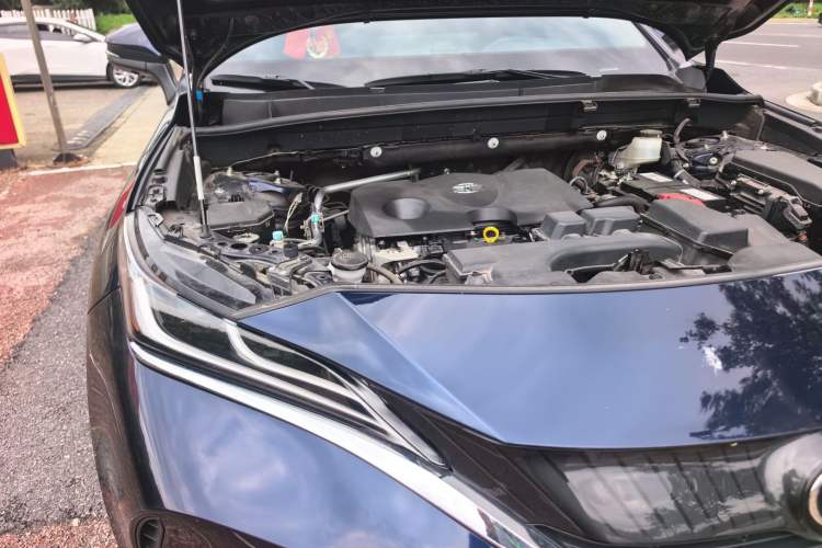 Used Toyota Harrier 2023 2.0L CVT Two-Wheel Drive Deluxe Edition Engine Bay Right