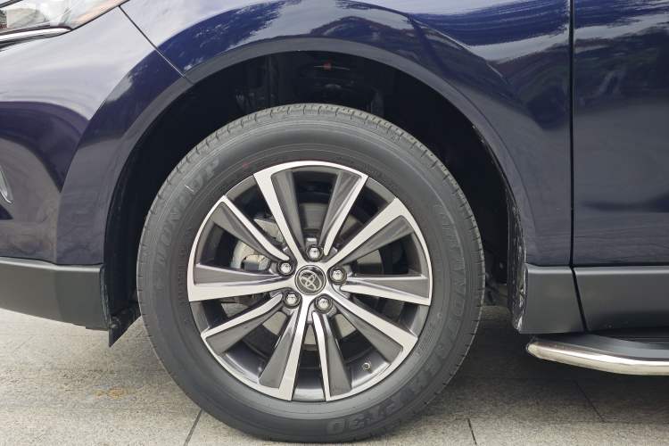 Used Toyota Harrier 2023 2.0L CVT Two-Wheel Drive Entry Version Exterior 6