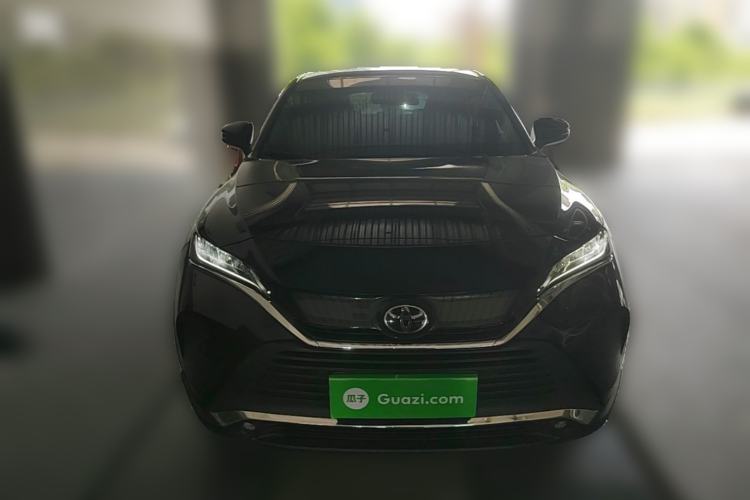 Used Toyota Harrier 2023 2.0L CVT Two-Wheel Drive Luxury Edition Front