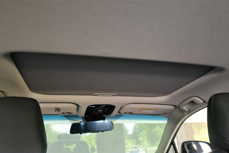 Used Toyota Harrier 2023 2.0L CVT Two-Wheel Drive Luxury Edition Headliner