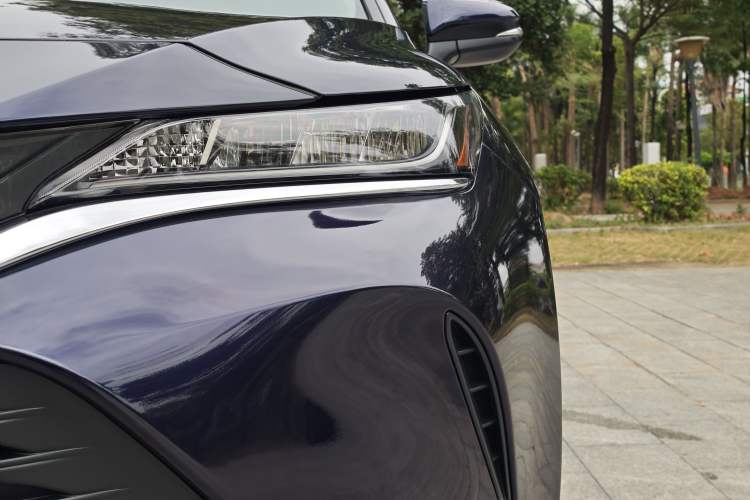 Used Toyota Harrier 2023 2.0L CVT Two-Wheel Drive Entry Version Left Front Headlight
