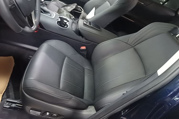 Used Toyota Harrier 2023 2.0L CVT Two-Wheel Drive Deluxe Edition Left Front Seat