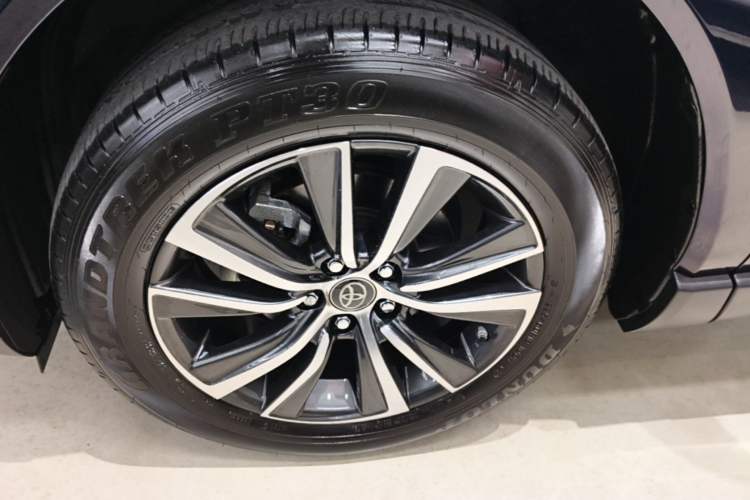 Used Toyota Harrier 2023 2.0L CVT Two-Wheel Drive Entry Version Left Front Wheel Hub