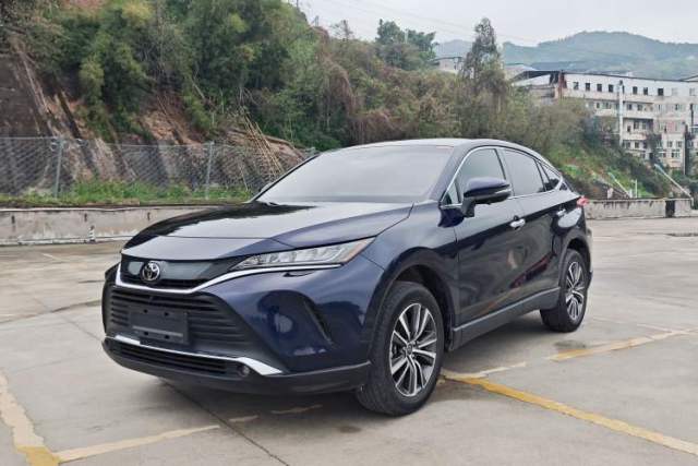 Used Toyota Harrier 2023 2.0L CVT Two-Wheel Drive Entry Version