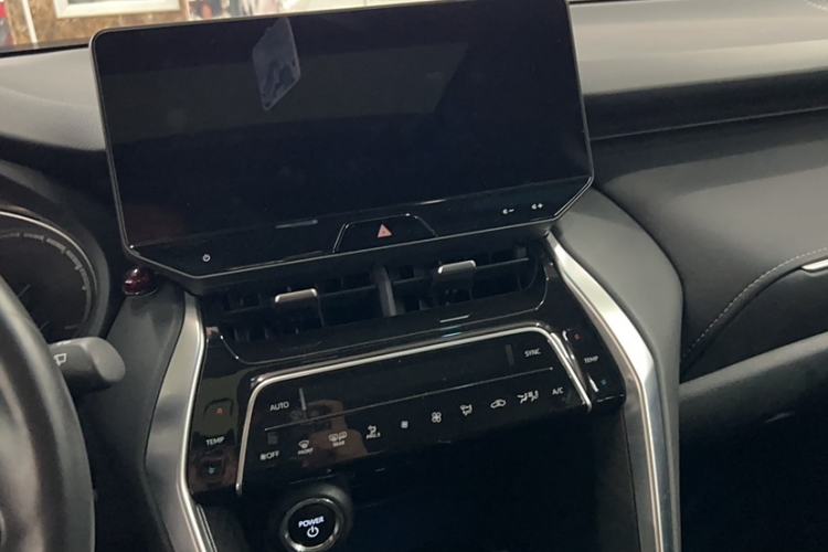Used Toyota Harrier 2023 Dual-Motor 2.5L CVT 4x4 Luxury Edition Interior 1