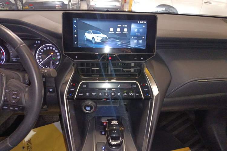 Used Toyota Harrier 2023 2.0L CVT Two-Wheel Drive Entry Version Audio And AC Panel