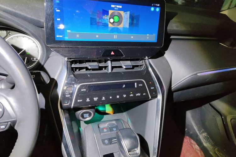 Used Toyota Harrier 2023 2.0L CVT Two-Wheel Drive Entry Version Audio And AC Panel