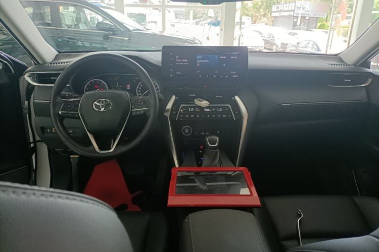 Used Toyota Harrier 2023 2.0L CVT Two-Wheel Drive Deluxe Edition Center Console