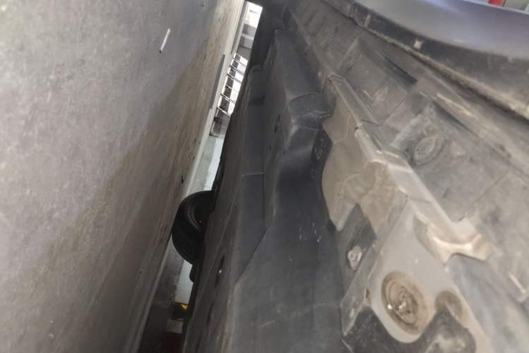 Used Toyota Harrier 2023 2.0L CVT Two-Wheel Drive Deluxe Edition Chassis Rear Left