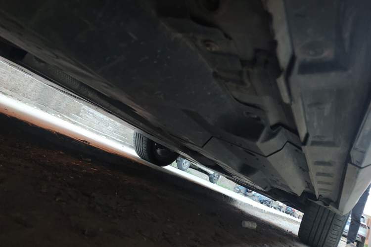 Used Toyota Harrier 2023 2.0L CVT Two-Wheel Drive Deluxe Edition Chassis Rear Right