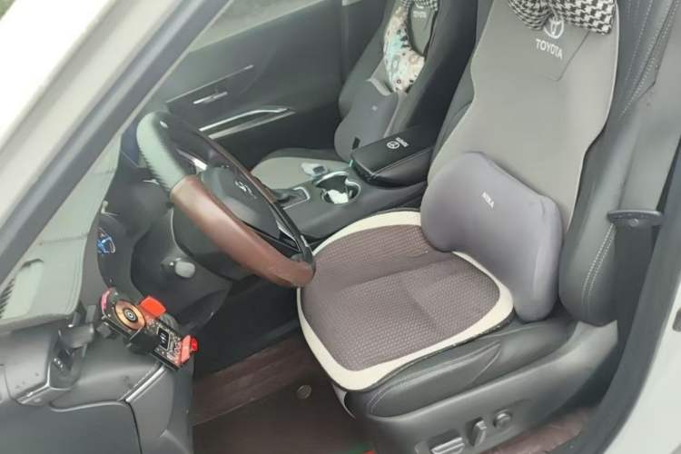 Used Toyota Harrier 2023 Dual-Motor 2.5L CVT 4x4 Luxury Edition Driver Seat