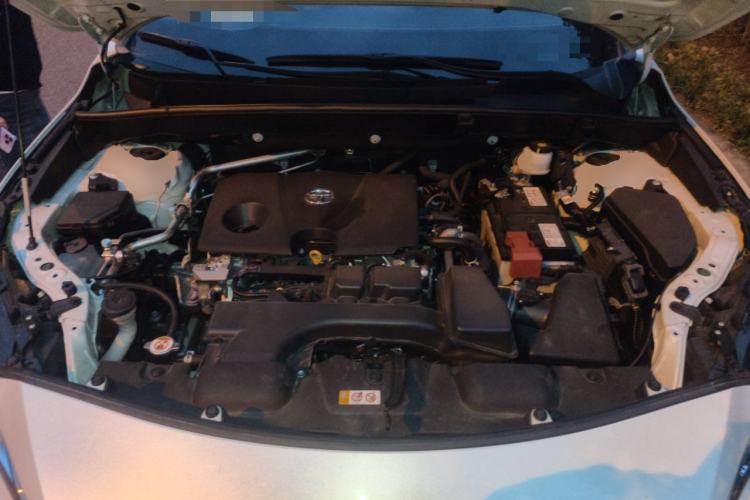 Used Toyota Harrier 2023 2.0L CVT Two-Wheel Drive Deluxe Edition Engine Bay