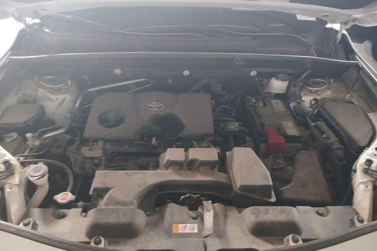 Used Toyota Harrier 2023 2.0L CVT Two-Wheel Drive Deluxe Edition Engine Bay