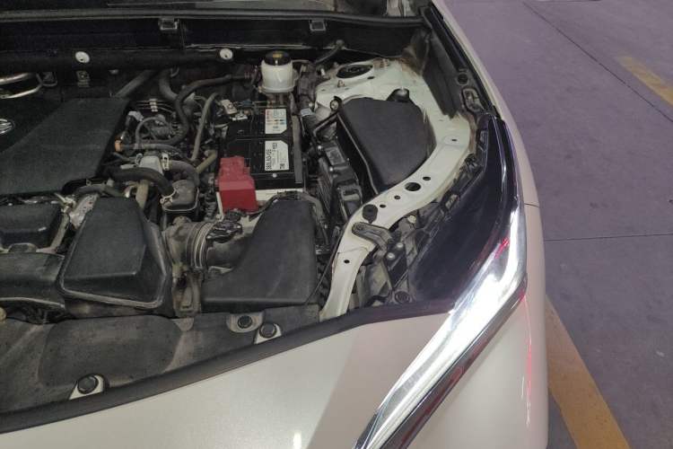 Used Toyota Harrier 2023 2.0L CVT Two-Wheel Drive Deluxe Edition Engine Bay Left