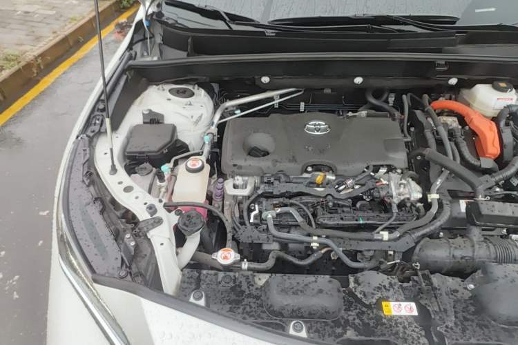 Used Toyota Harrier 2023 Dual-Motor 2.5L CVT 4x4 Luxury Edition Engine Bay Right
