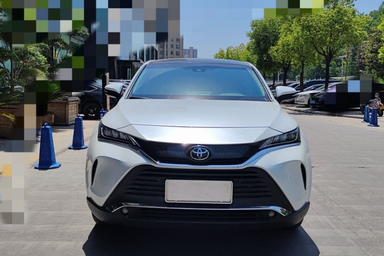Used Toyota Harrier 2023 2.0L CVT Two-Wheel Drive Luxury Edition Exterior 1
