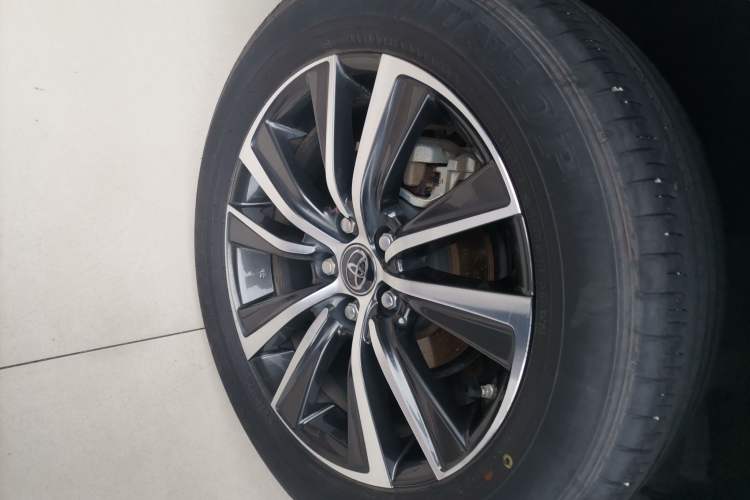 Used Toyota Harrier 2023 Dual-Engine 2.5L CVT Two-Wheel Drive Luxury Edition Exterior 5