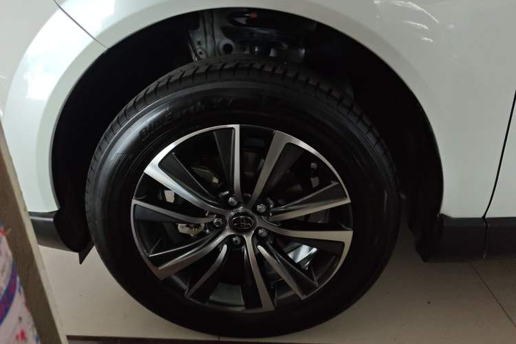 Used Toyota Harrier 2023 2.0L CVT Two-Wheel Drive Entry Version Exterior 7