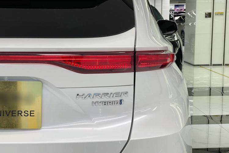 Used Toyota Harrier 2023 Dual-Motor 2.5L CVT 4x4 Luxury Edition Exterior 8