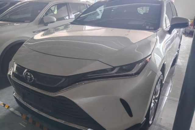 Used Toyota Harrier 2023 2.0L CVT Two-Wheel Drive Deluxe Edition