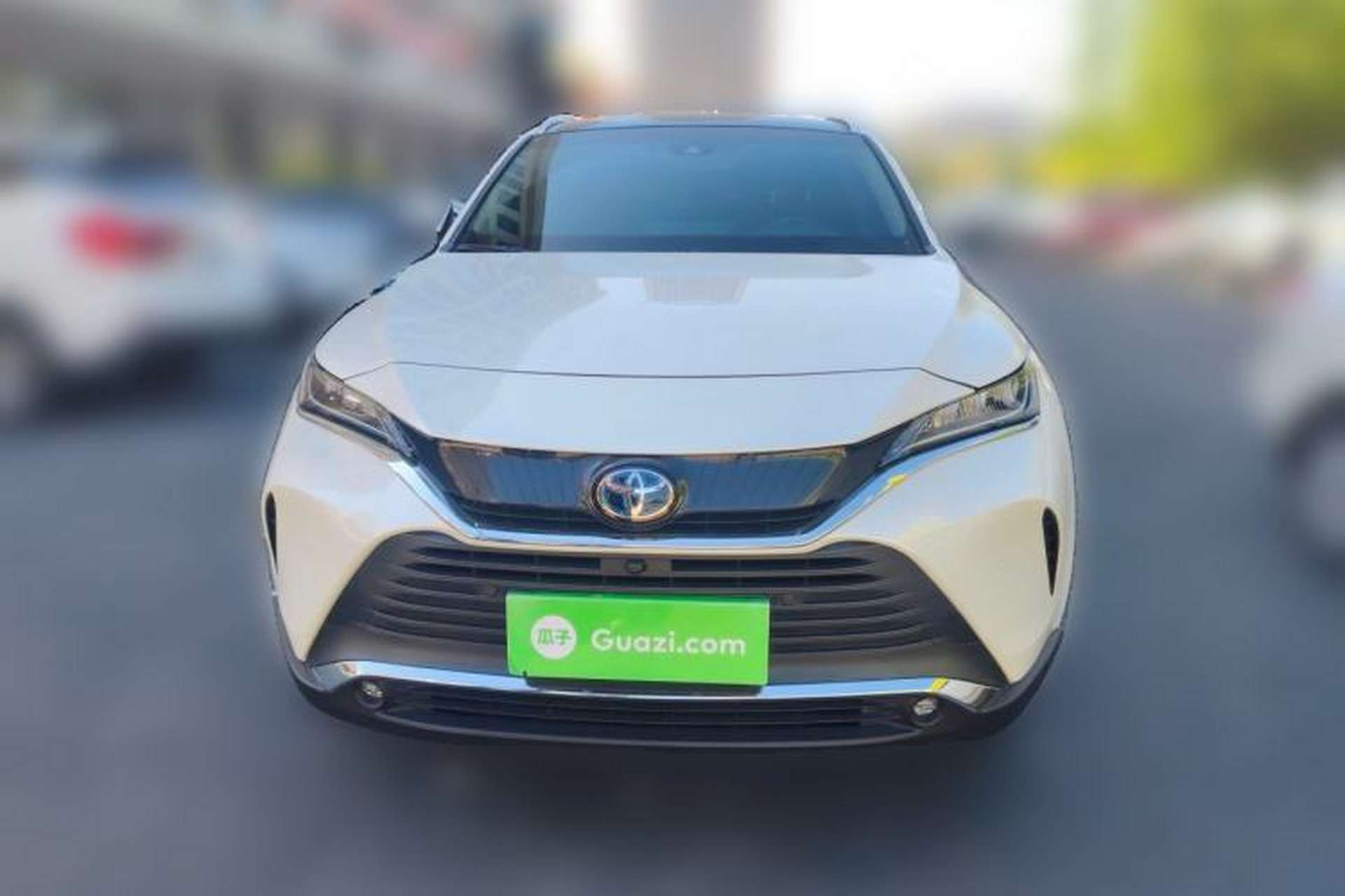 Used Toyota Harrier 2023 Dual-Engine 2.5L CVT Two-Wheel Drive Luxury Edition Front