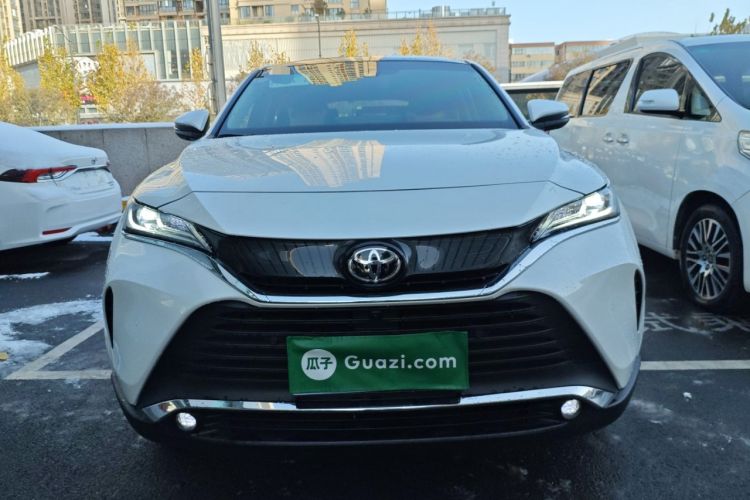 Used Toyota Harrier 2023 2.0L CVT Two-Wheel Drive Deluxe Edition Front